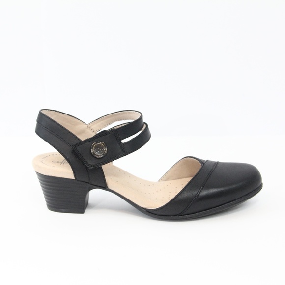clarks mary jane shoes black
